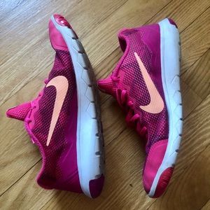 Gently Used Nike Running Shoes